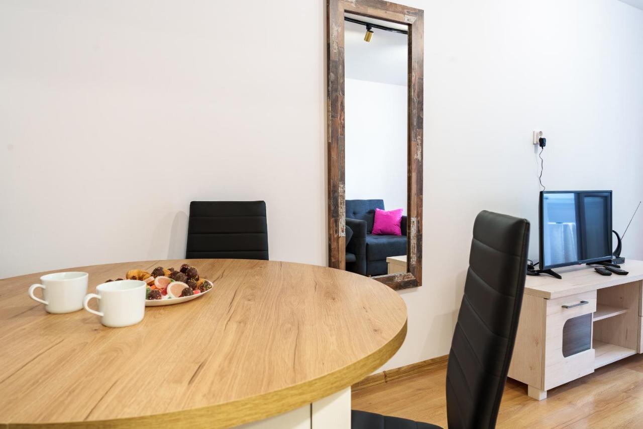 Apartament Pod Swierkiem - Pet Friendly - 2 Osobne Pokoje Dla Max 5 Osob - Space Apart Jelenia Góra Zewnętrze zdjęcie